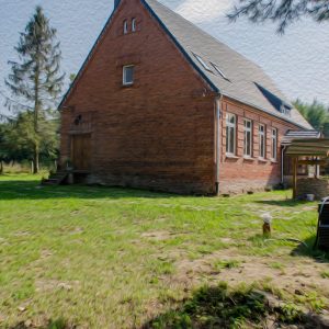 home Budynek Dawnego Domu w Łowiskach – dawna szkoła z czerwonej cegły